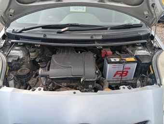 Toyota Vitz, 2010