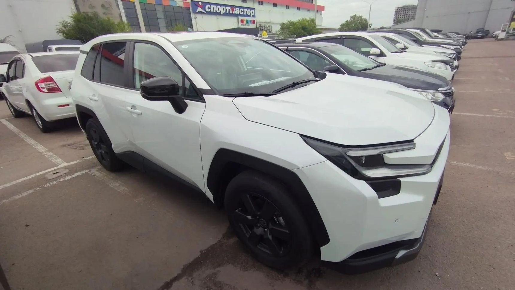 Toyota RAV4, 2026