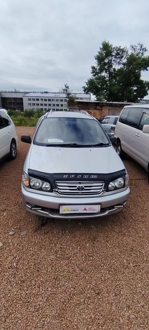 Toyota Ipsum, 1998