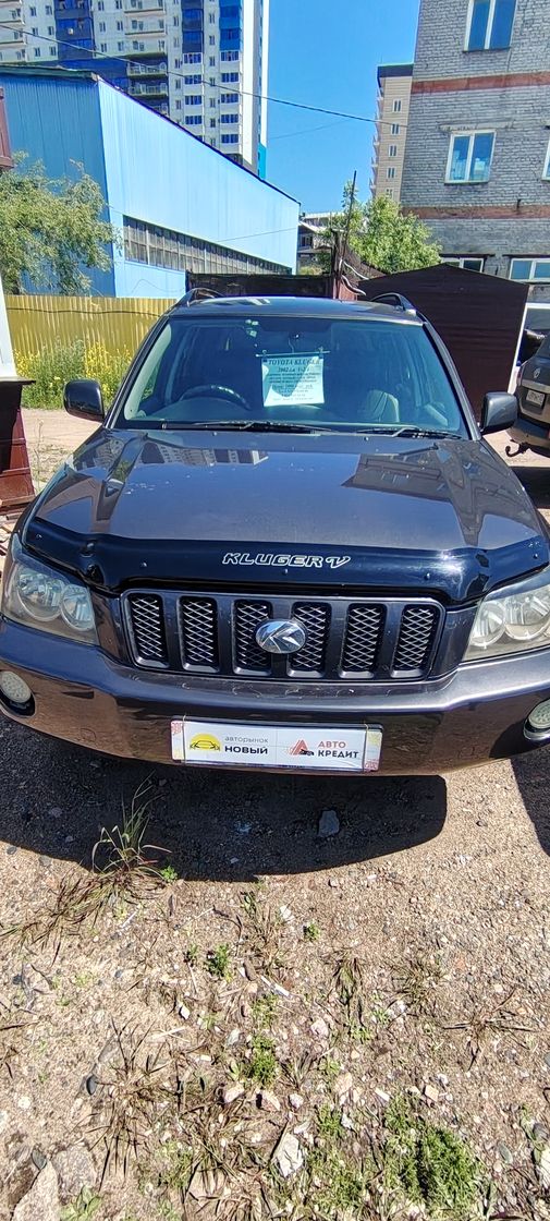 Toyota Kluger V, 2002
