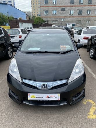 Honda Fit Shuttle, 2012