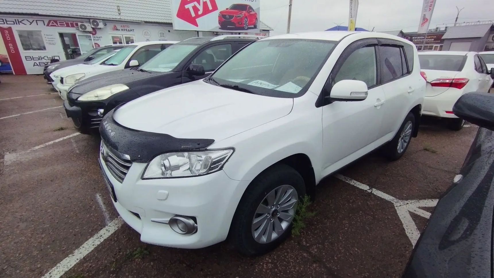 Toyota RAV4, 2010
