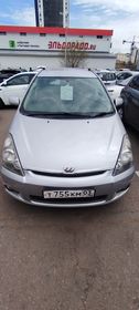 Toyota Wish, 2004