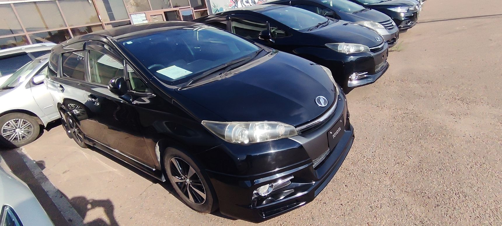 Toyota Wish, 2012
