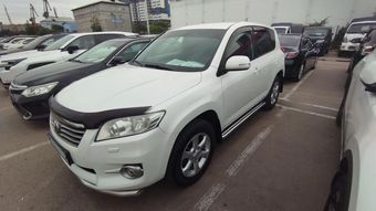 Toyota RAV4, 2011