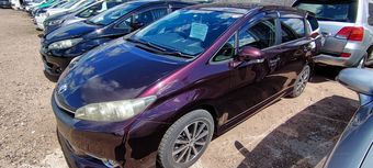 Toyota Wish, 2012