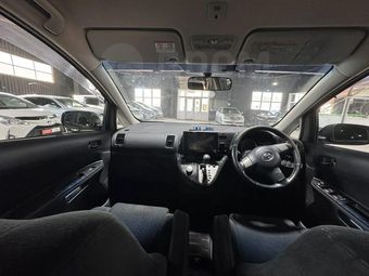 Toyota Wish, 2008