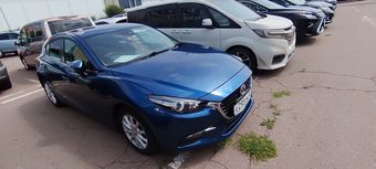 Mazda Axela, 2016