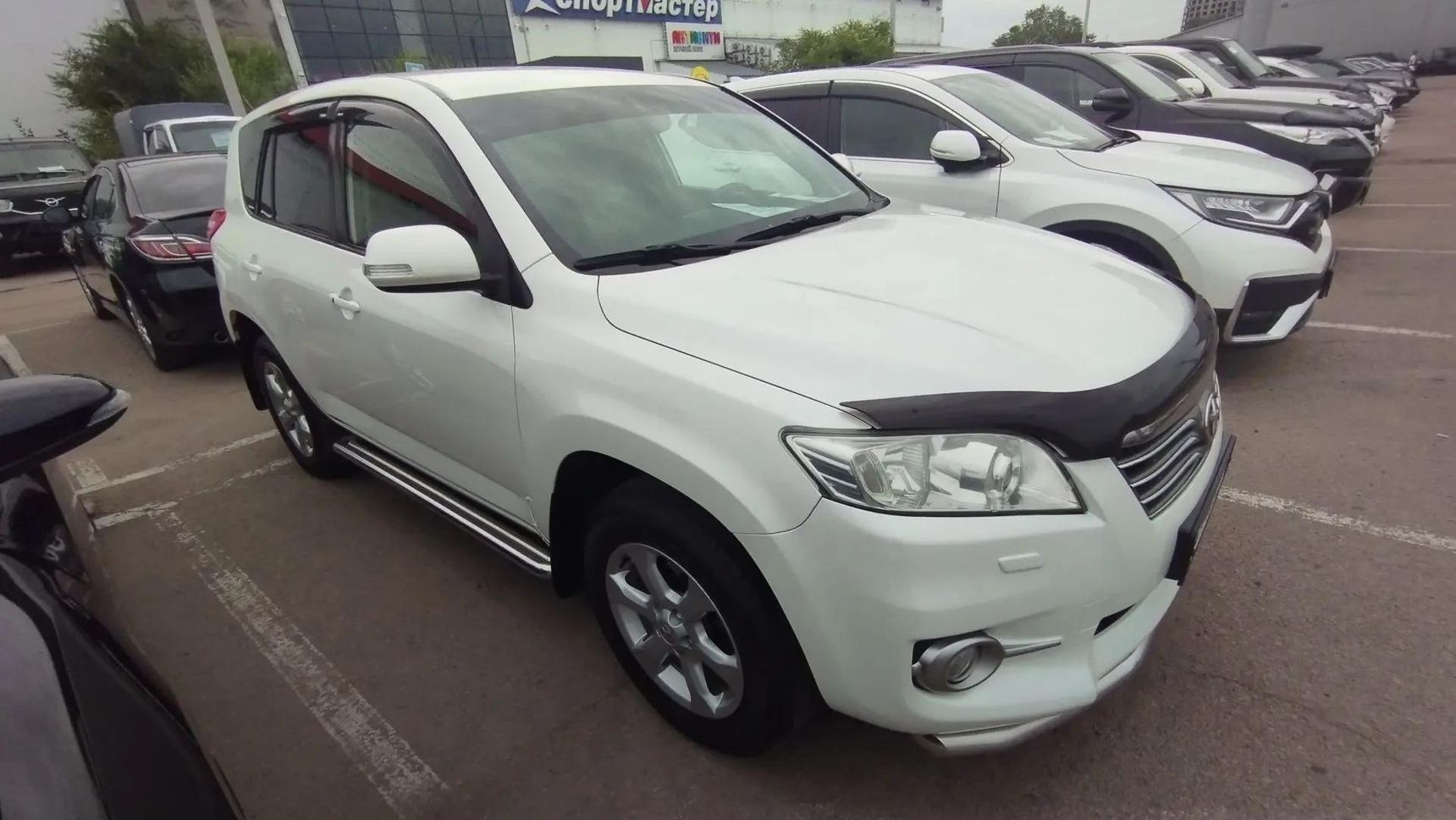 Toyota RAV4, 2011