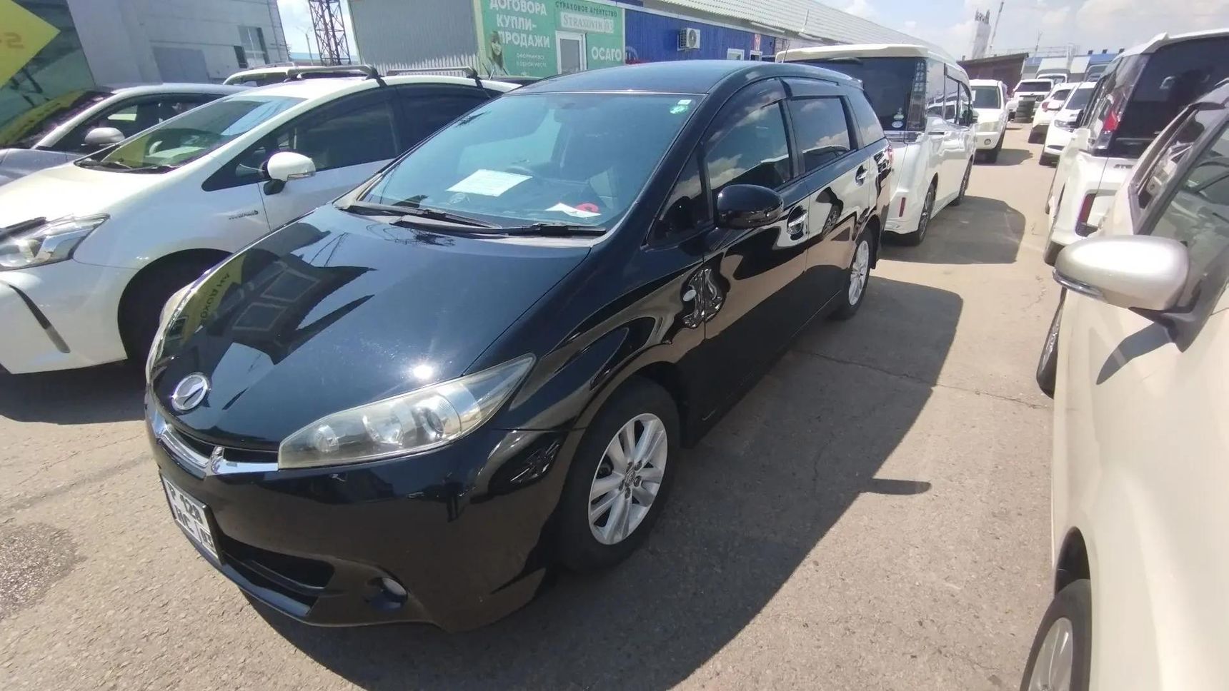Toyota Wish, 2010