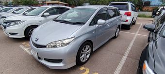Toyota Wish, 2009