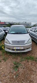 Toyota Ipsum, 2002
