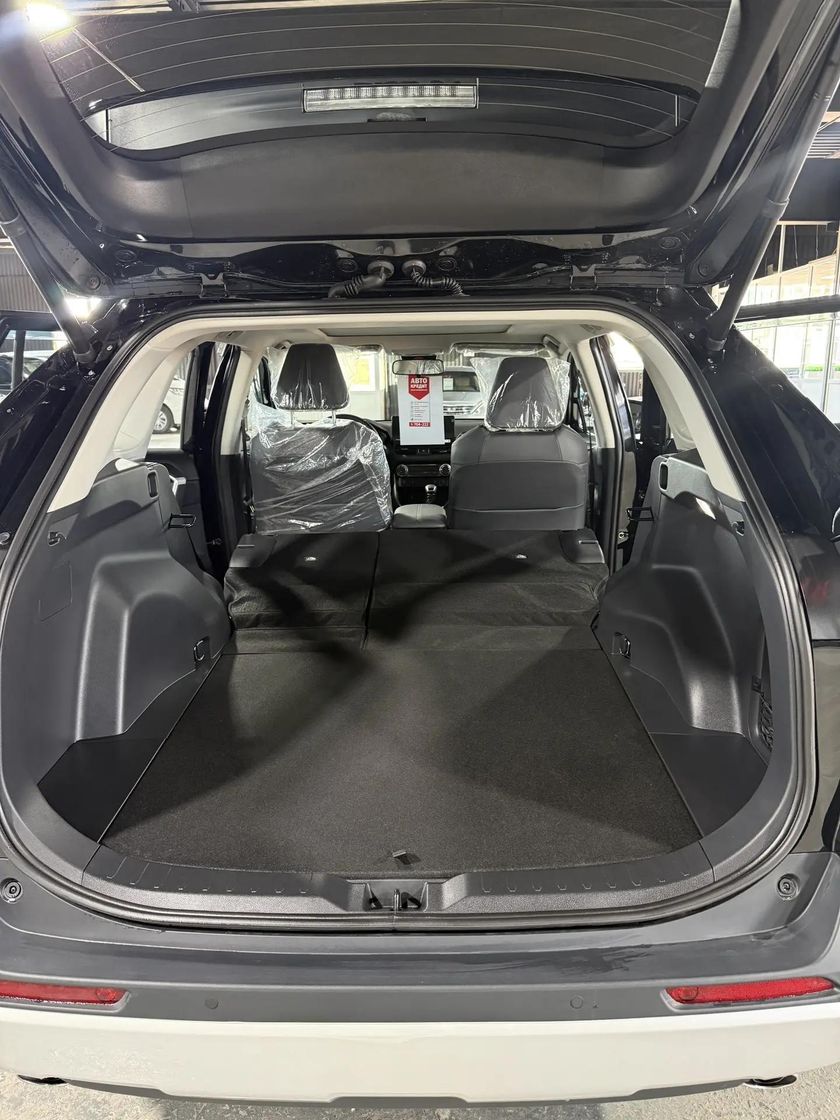 Toyota RAV4, 2025