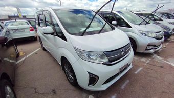 Honda Stepwgn, 2015