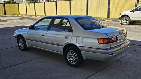 Toyota Corona Premio, 1999
