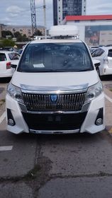 Toyota Noah, 2016