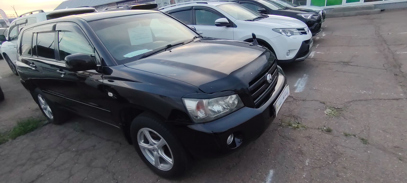 Toyota Kluger V, 2004