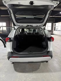 Toyota RAV4, 2025