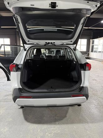 Toyota RAV4, 2025