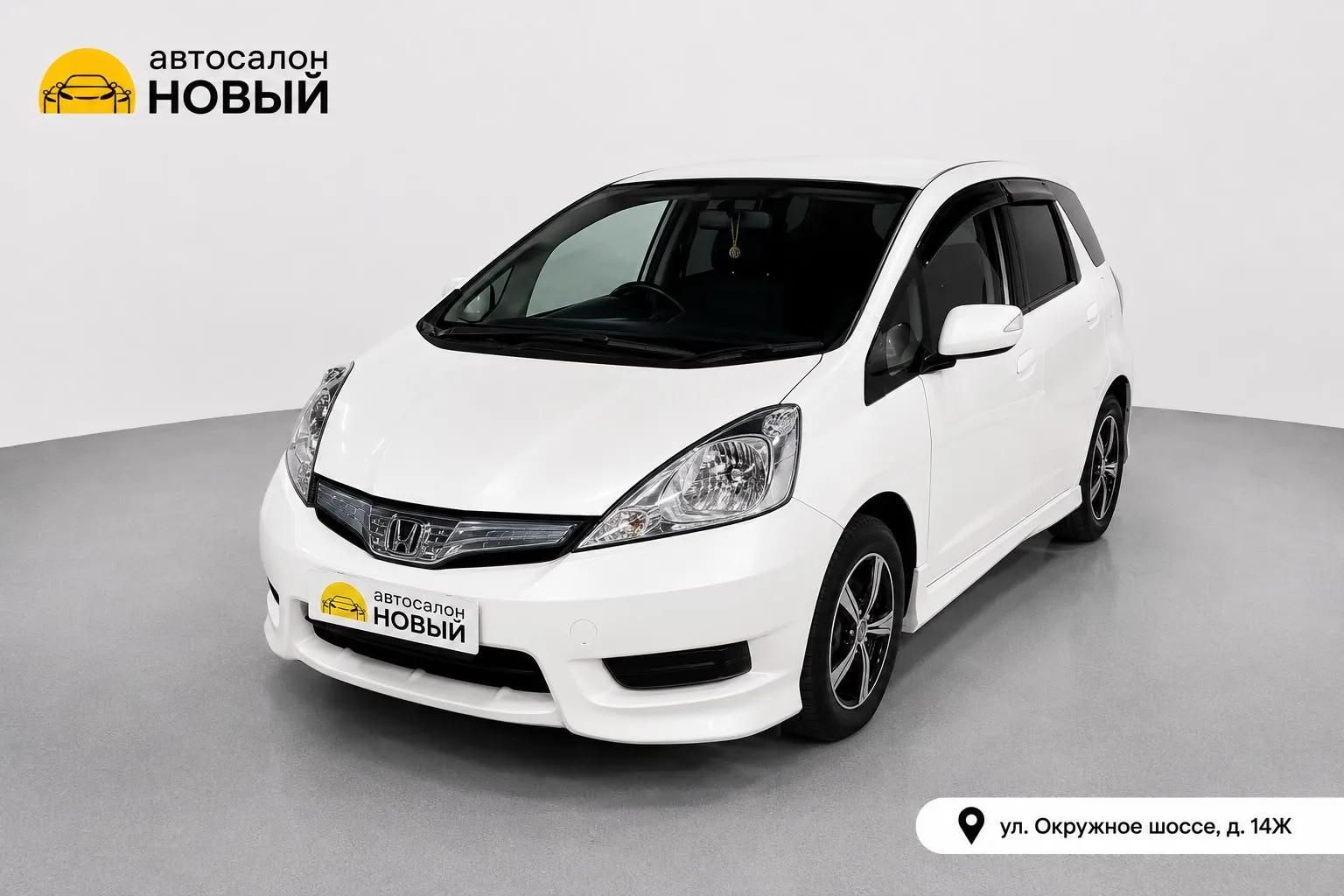 Honda Fit Shuttle, 2012