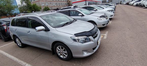 Toyota Corolla Fielder, 2009