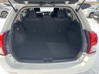 Toyota Corolla Fielder, 2012