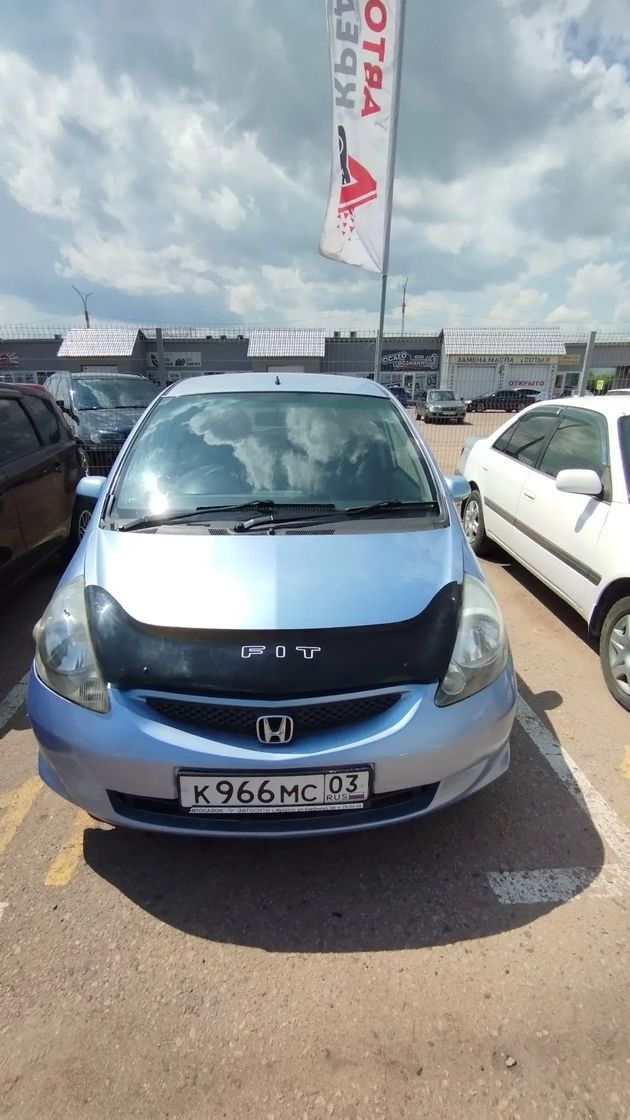 Honda Fit, 2002