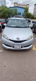 Toyota Wish, 2009
