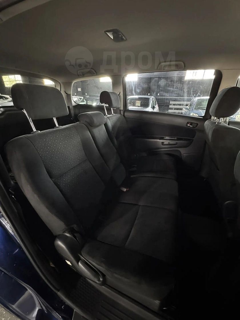 Toyota Wish, 2008
