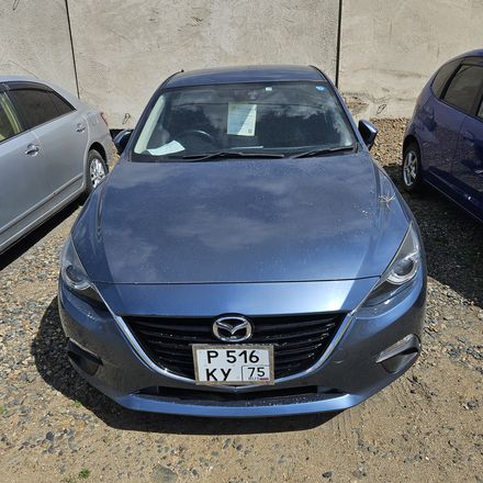Mazda Axela, 2015