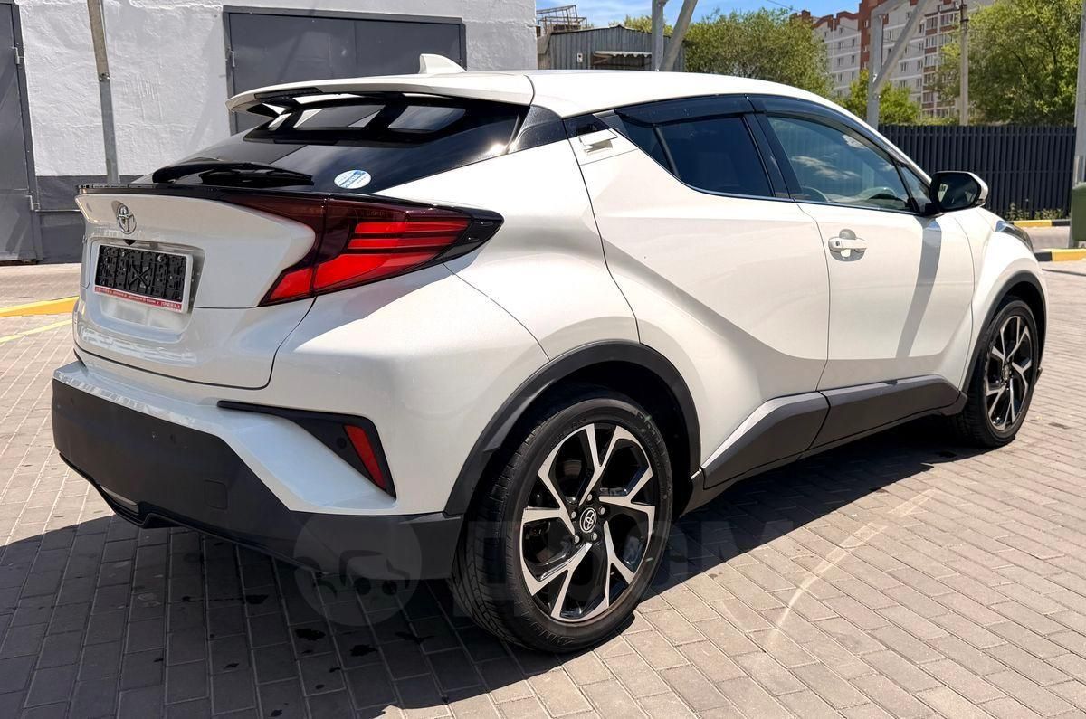 Toyota C-HR, 2021