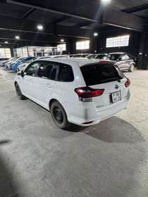 Toyota Corolla Fielder, 2017
