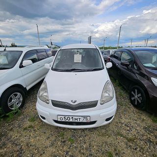 Toyota Funcargo, 2002