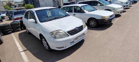 Toyota Corolla, 2001