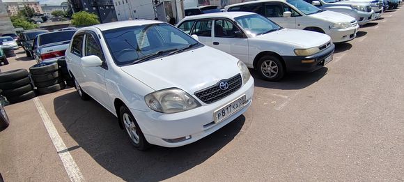 Toyota Corolla, 2001