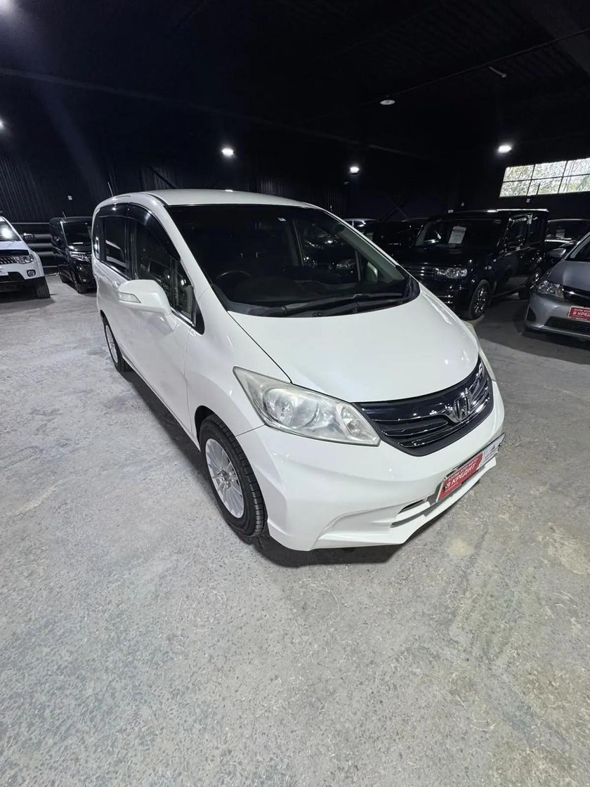 Honda Freed, 2012