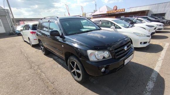 Toyota Kluger V, 2001