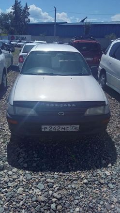 Toyota Corolla, 2002