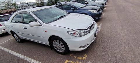 Toyota Camry, 2003