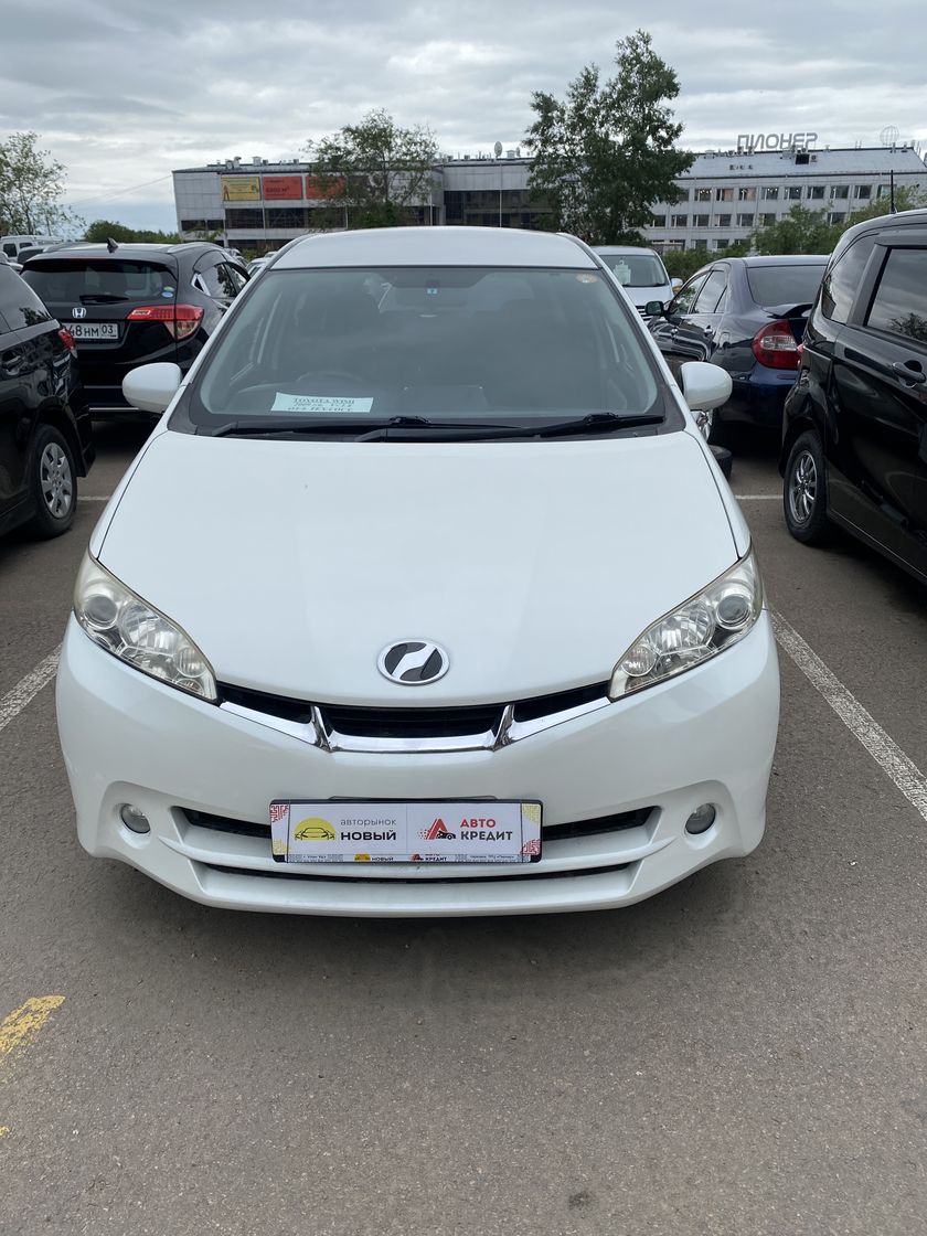 Toyota Wish, 2009