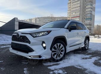 Toyota RAV4, 2021