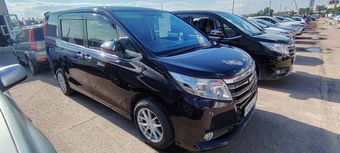Toyota Noah, 2014