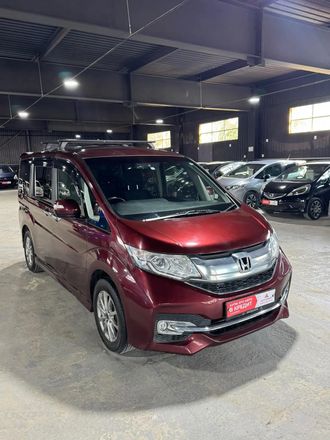 Honda Stepwgn, 2017