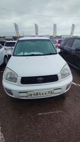Toyota RAV4, 2001
