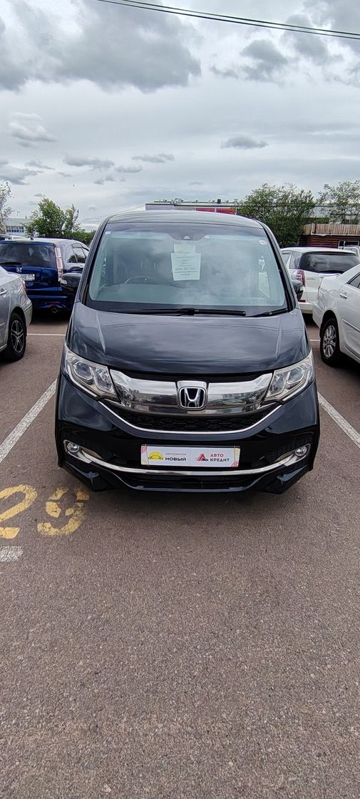 Honda Stepwgn, 2016