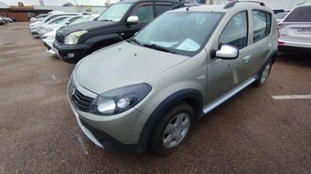 Renault Sandero Stepway, 2014