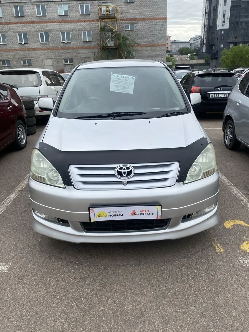 Toyota Ipsum, 2002