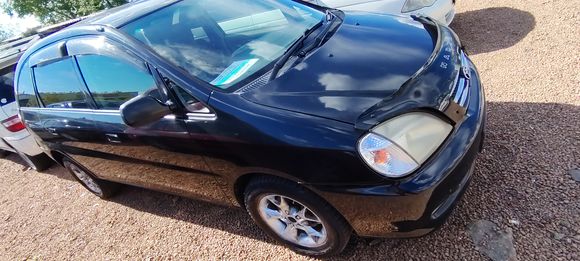 Toyota Nadia, 2000