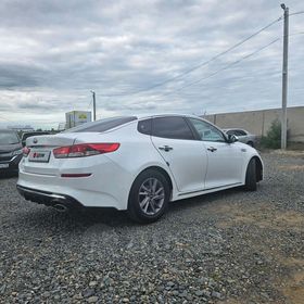Kia K5, 2018