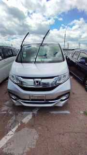 Honda Stepwgn, 2016